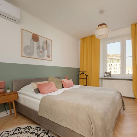 Apartment For 6 People Near Royal Baths Park By Renters Prestige Warschau Exterior foto